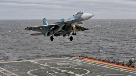 СМИ: российские Су-33 получат сверхточные прицельные системы 