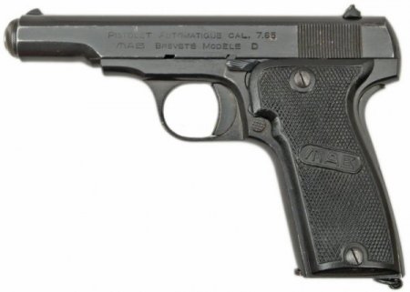 Пистолет MAB Modele D (Франция)