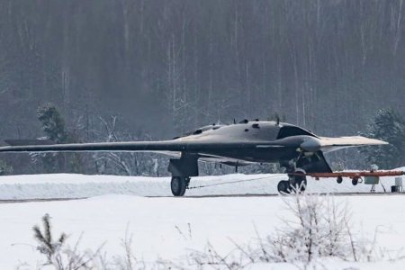 Системы ударного беспилотника "Охотник" испытают на Су-57 