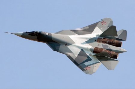 Начался серийный выпуск истребителя пятого поколения Су-57