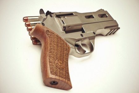 Револьвер Chiappa Rhino 40DS (Италия)