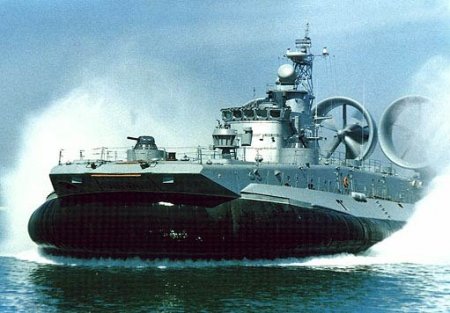 Десантный корабль "Зубр" проект 12322 (Россия)