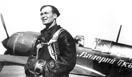 Лётчик Лихолетов 23 марта 1942 года один вёл бой с шестью «мессершмиттами».