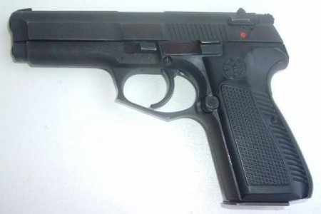 Пистолет Llama M82 (Испания)