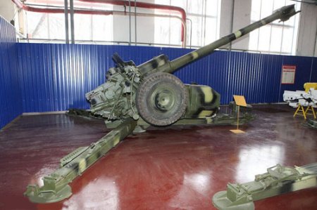 125-мм противотанковая пушка 2А45М "Спрут-Б" (СССР)