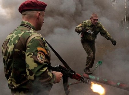10 сумасшедших тренировок в армиях мира