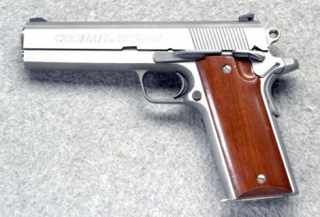 Пистолет Coonan (США)