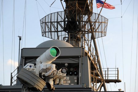 В США испытают мощнейший боевой лазер