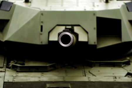 Разные концепции: главное отличие "Арматы" от Abrams назвали в США 