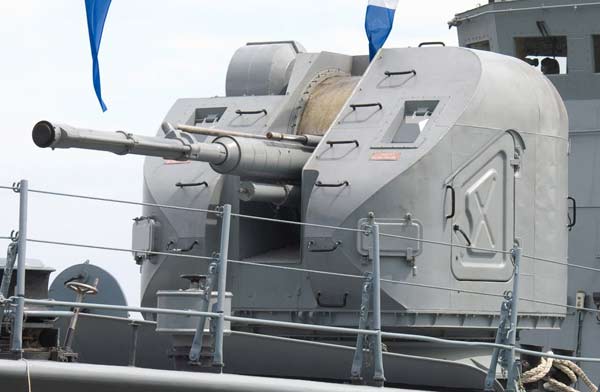Корабельная артиллерийская установка АК-176 (СССР)