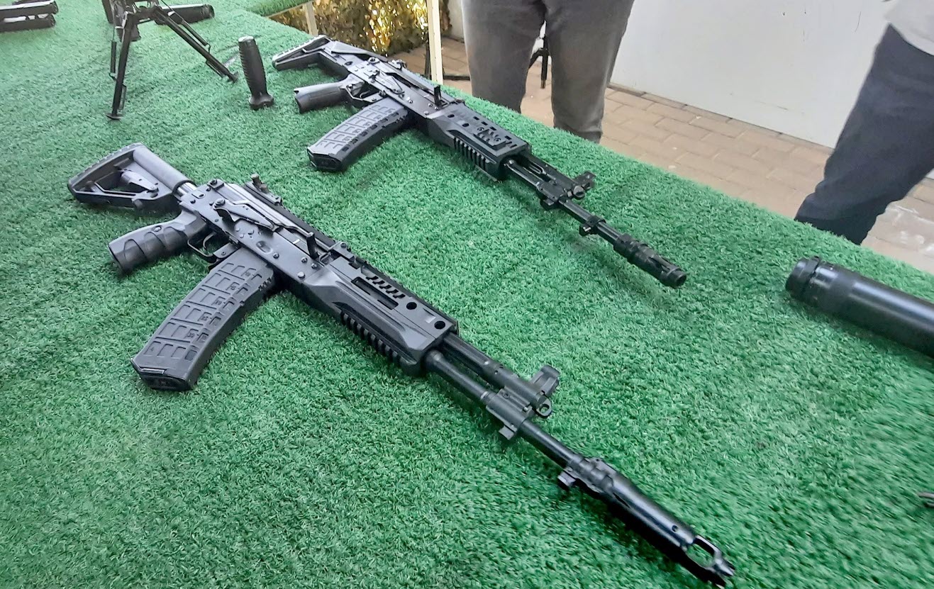 Автоматы АК-12 и АК-15, пистолет Лебедева приняты на вооружение МВД России